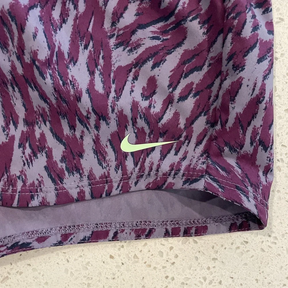 NIKE ONE KIDS PURPLE MLUTI FQ4527-509 LARGE NWT